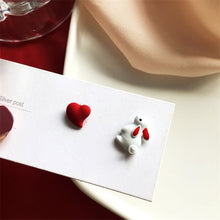 Load image into Gallery viewer, bunny Stud Earrings
